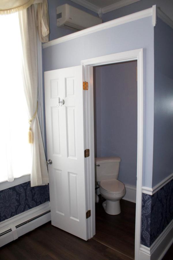 The Gridley Inn B&B Waterloo Bagian luar foto