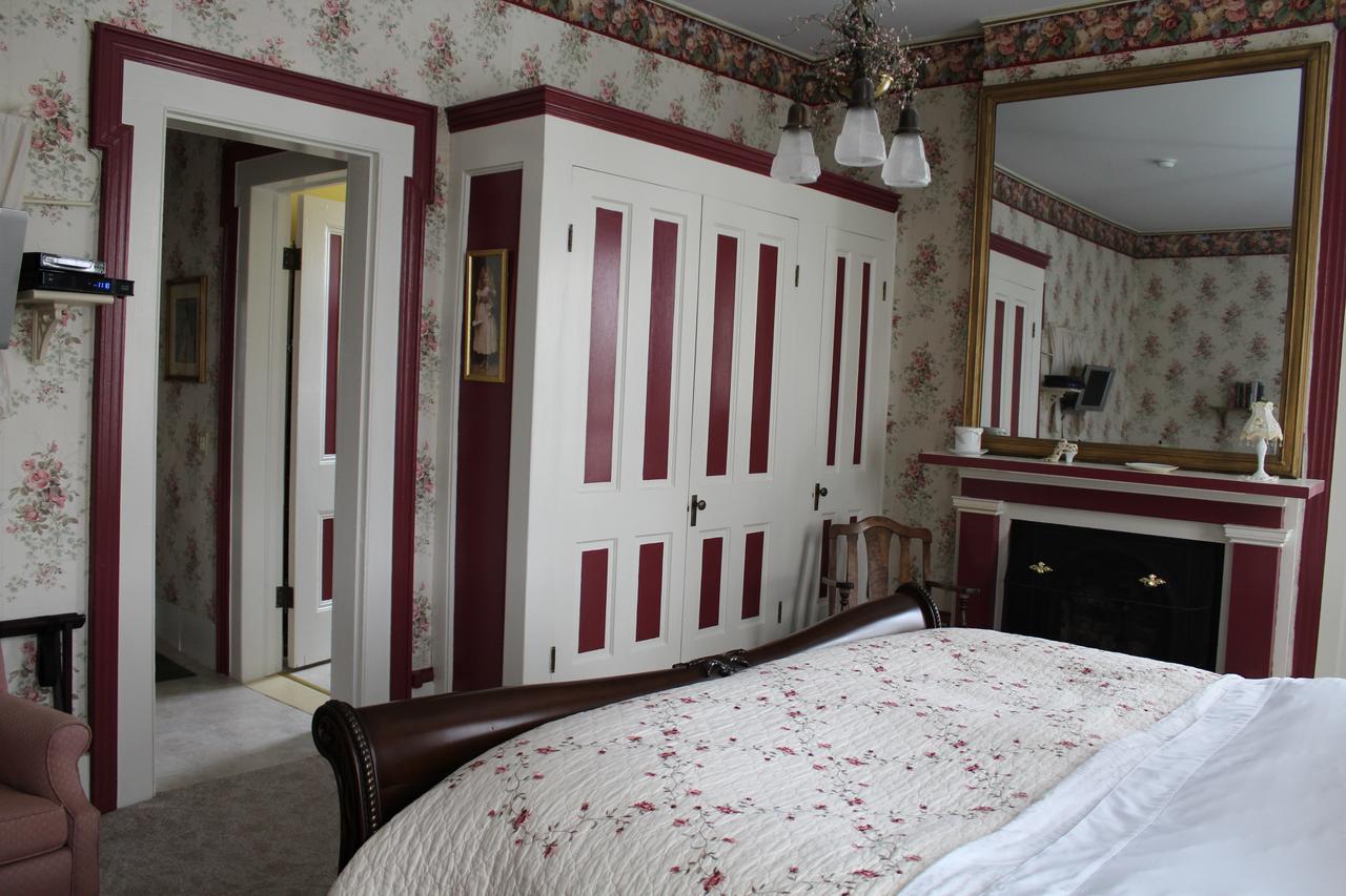 The Gridley Inn B&B Waterloo Bagian luar foto