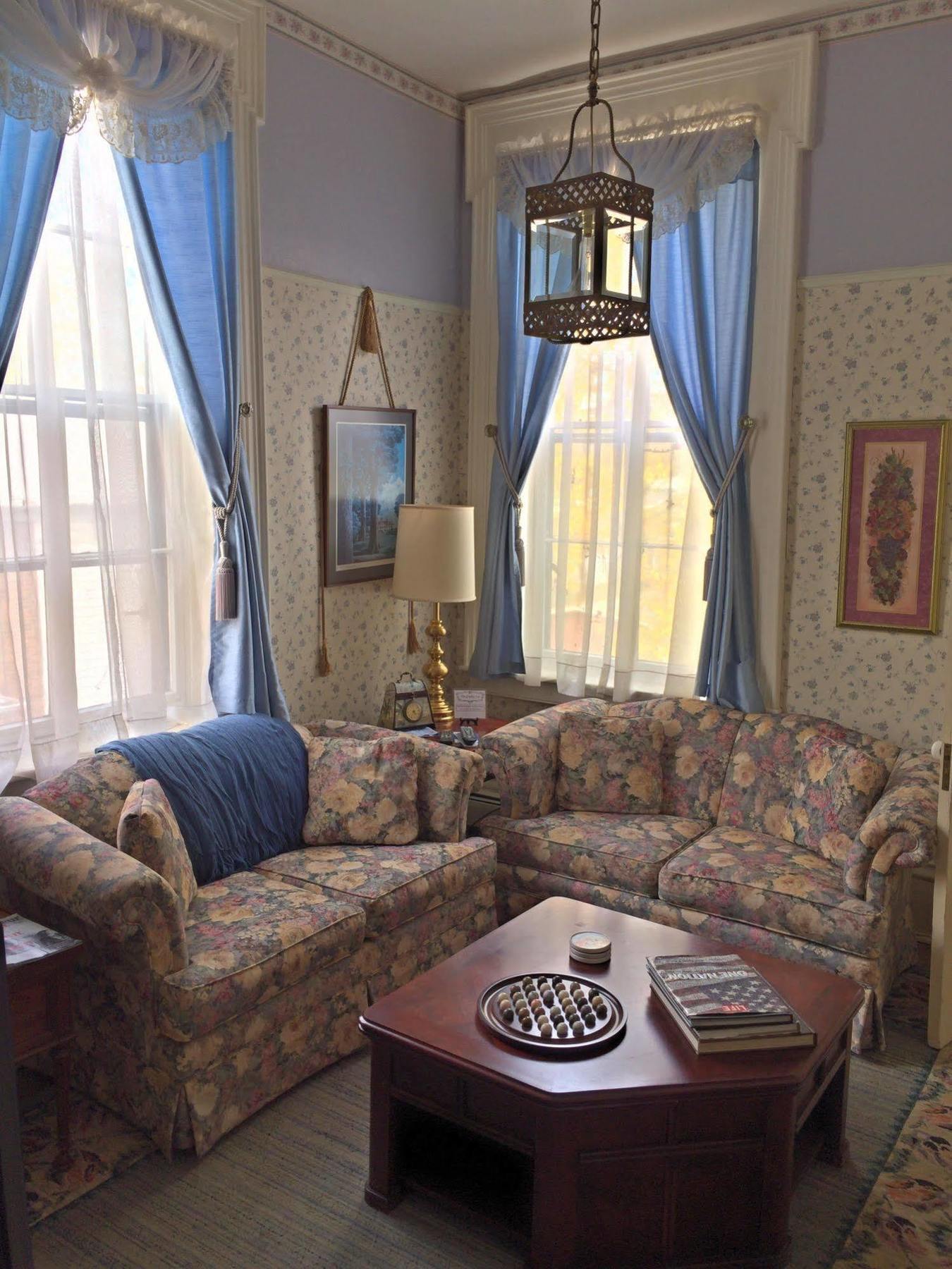 The Gridley Inn B&B Waterloo Bagian luar foto