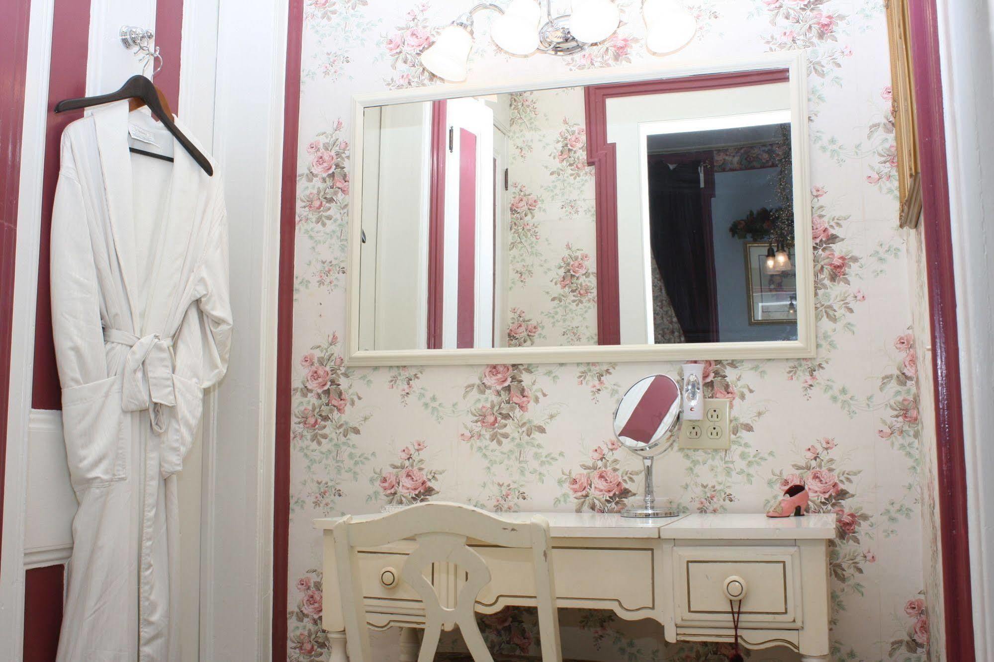 The Gridley Inn B&B Waterloo Bagian luar foto